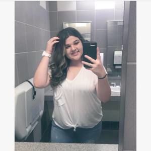 Meet your Posher, Victoria